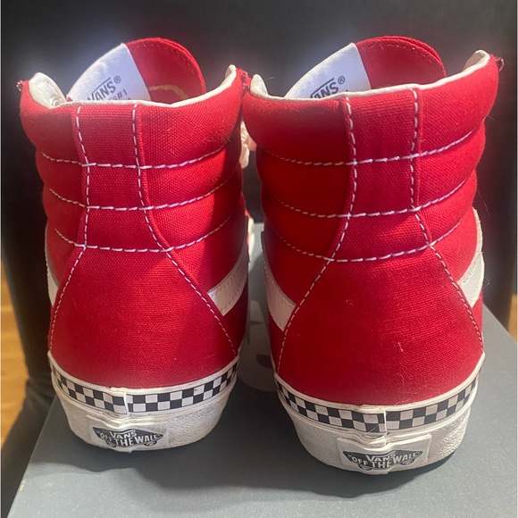 Vans - Picture 3 of 3